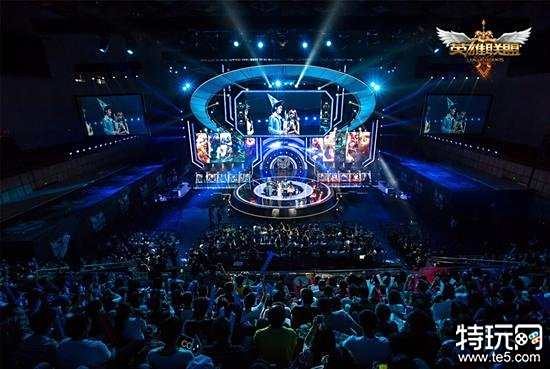 里沙利松声援特尔：输赢犯错都是比赛一部分，但种族主义不是